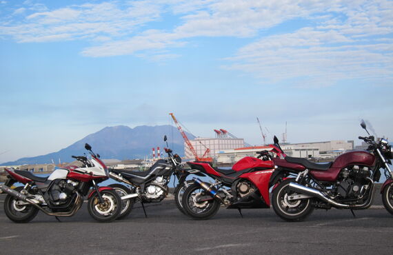 中型バイクCB４００レンタルできます |レンタルバイクはレンタカーZOO