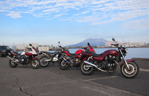 空港へ向かう際にもご利用ください | 格安のレンタルバイクなら株式会社グリーンカーズ鹿児島